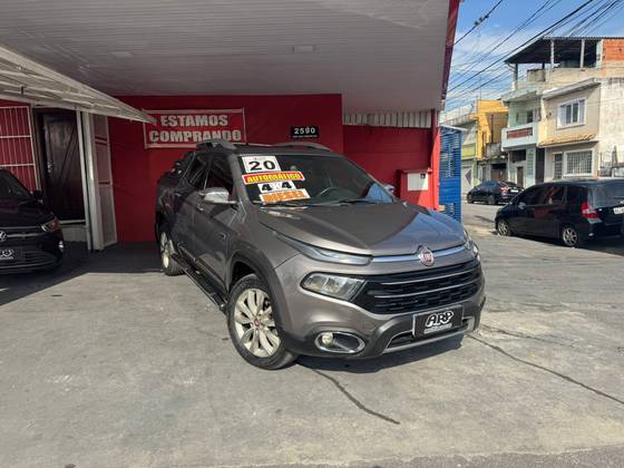 FIAT TORO 2.0 16V TURBO DIESEL RANCH 4WD AT9 FIAT TORO 2.0 16V TURBO DIESEL RANCH 4WD AT9